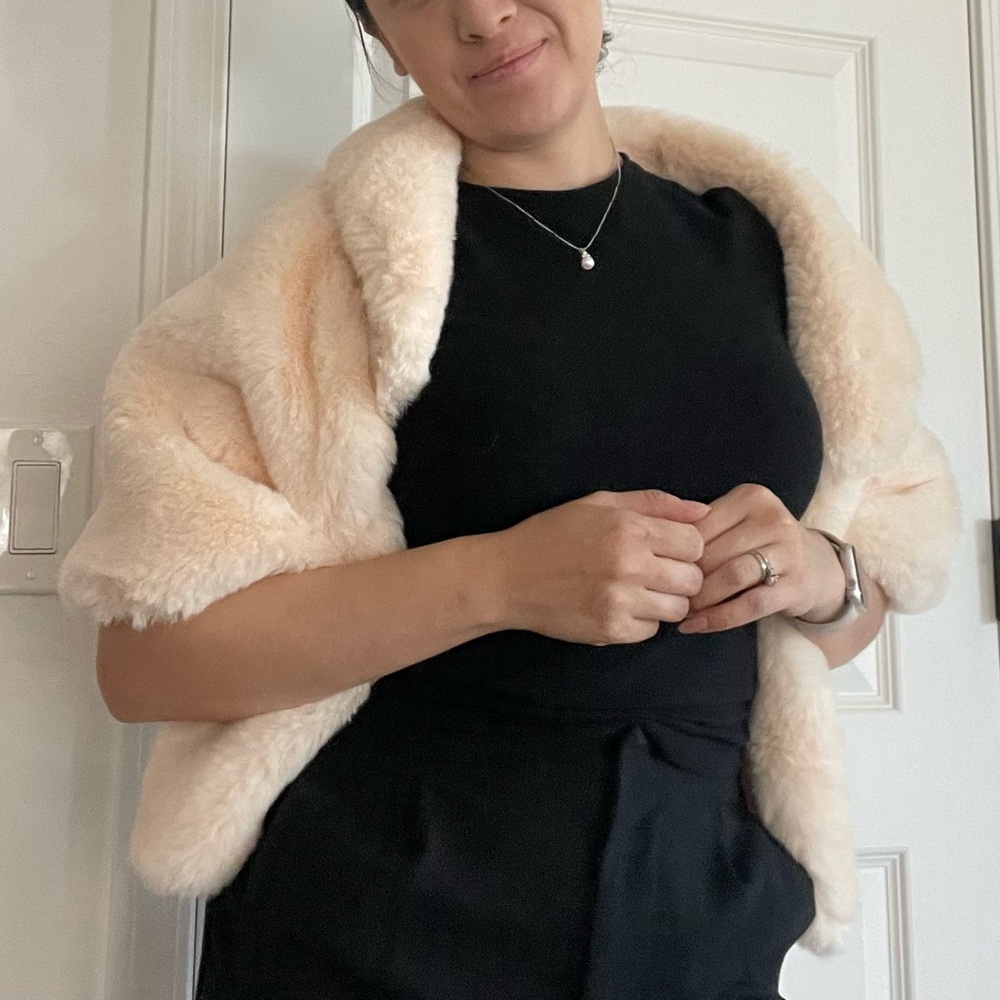 Caracilia Faux Fur Cream Wrap Shawl Jacket Small